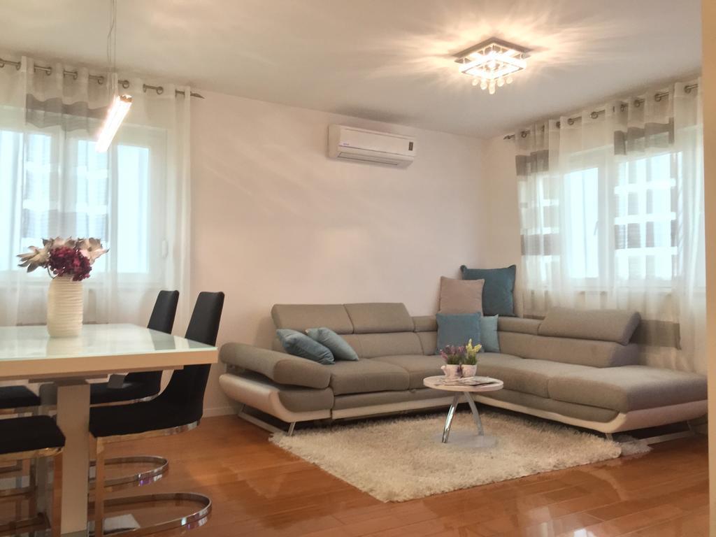 Modern Apartments Makarska Eksteriør billede